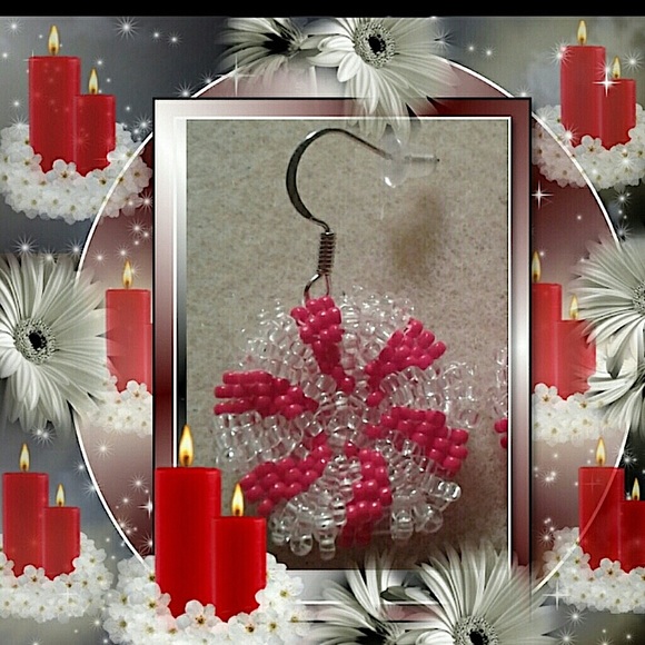 "Peppermint candy" reversible beaded earrings - Picture 2 of 4